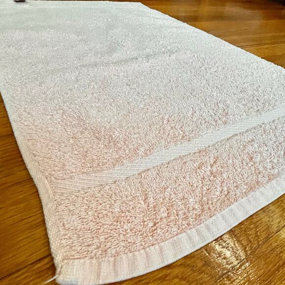 Vintage St. Mary’s Peach Hand Towel – 16” x 25.5”, 100% Cotton, Made in USA - Picture 5 of 13